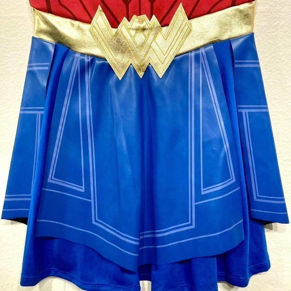 NWT Girl’s M Wonder Woman Halloween Costume